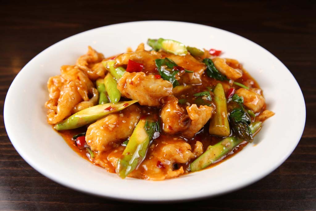 basil fish filet 九层塔鱼片  <img title='Spicy & Hot' align='absmiddle' src='/css/spicy.png' />