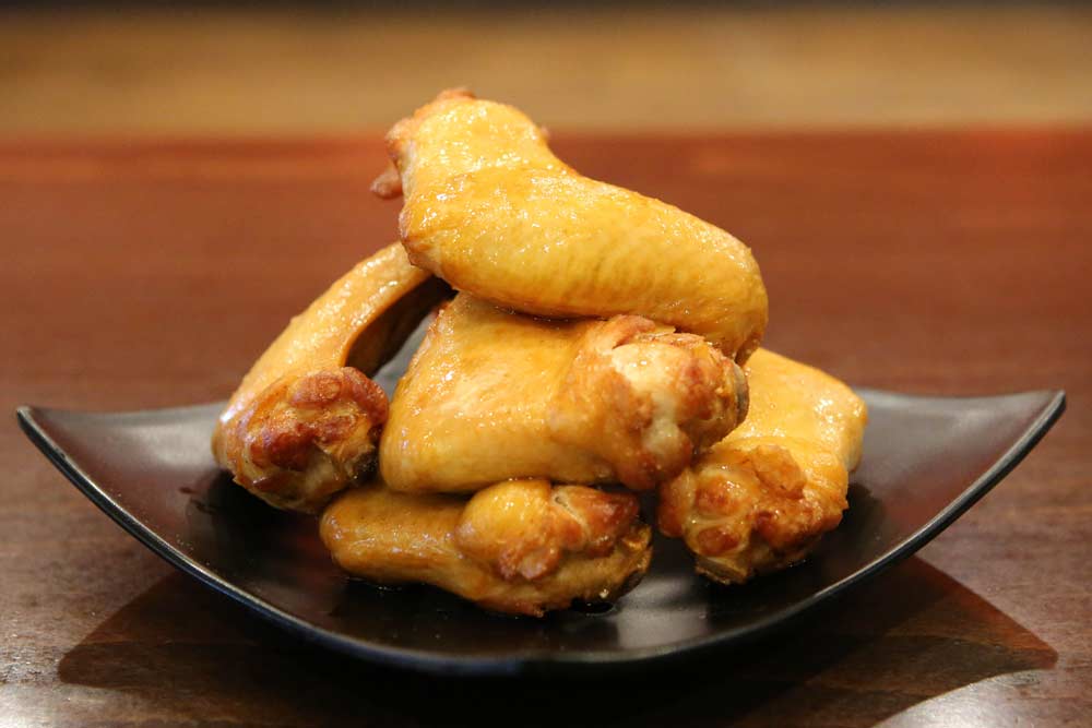 fried chicken wings 炸雞翅