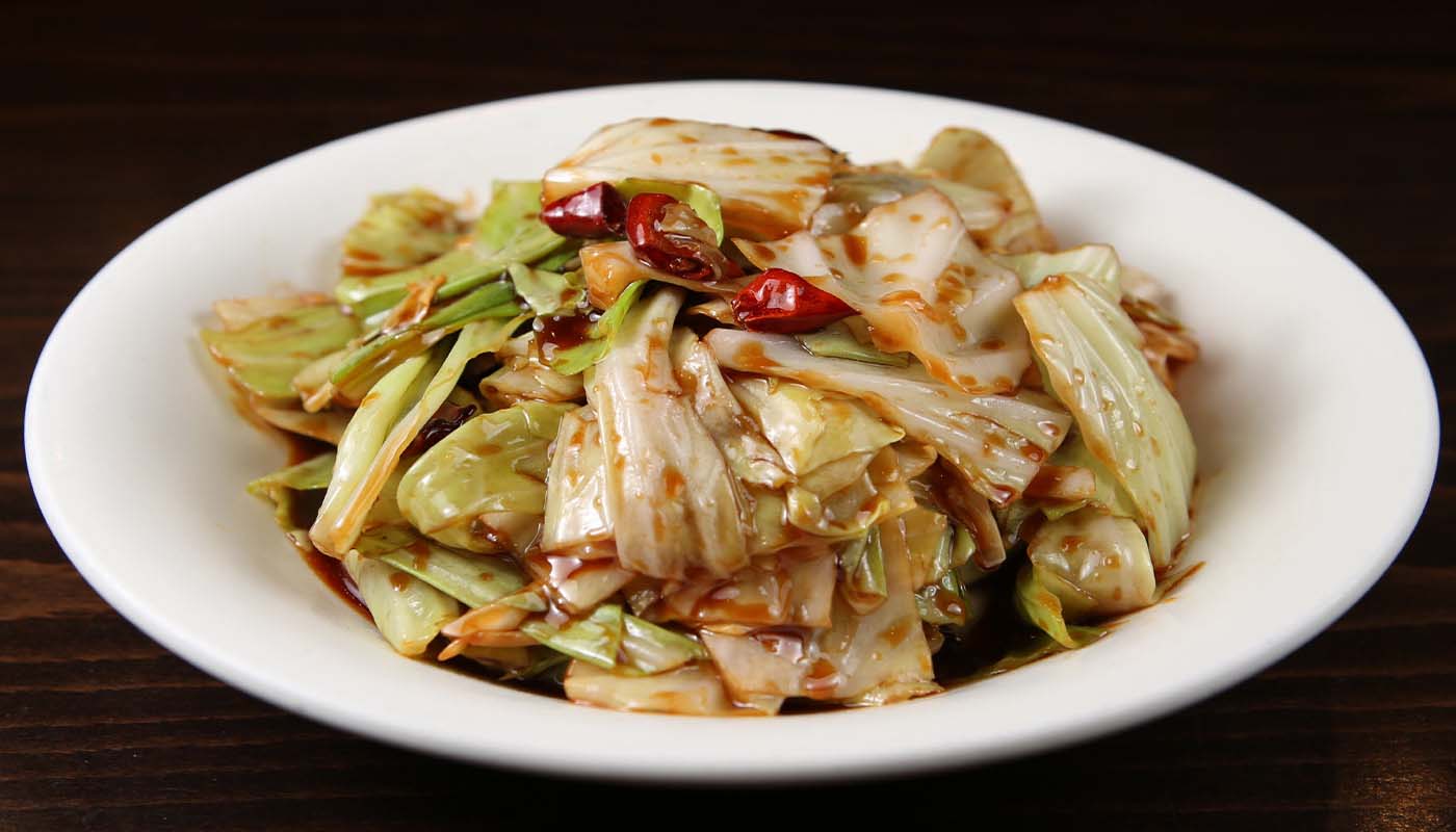 v06 chinese cabbage w. chili sauce 糖醋炝莲白 [spicy]