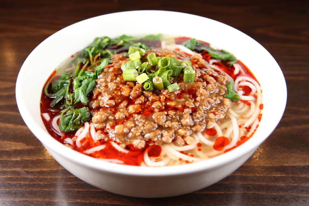 zha jiang noodle with spicy sauce 紅油炸醬麵 <img title='Spicy & Hot' align='absmiddle' src='/css/spicy.png' />