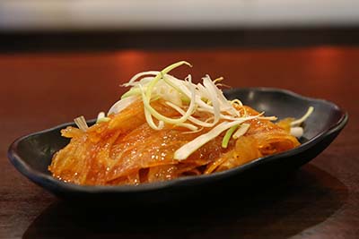 beef tendon w. spicy wonder sauce  麻辣牛筋  <img title='Spicy & Hot' align='absmiddle' src='/css/spicy.png' />