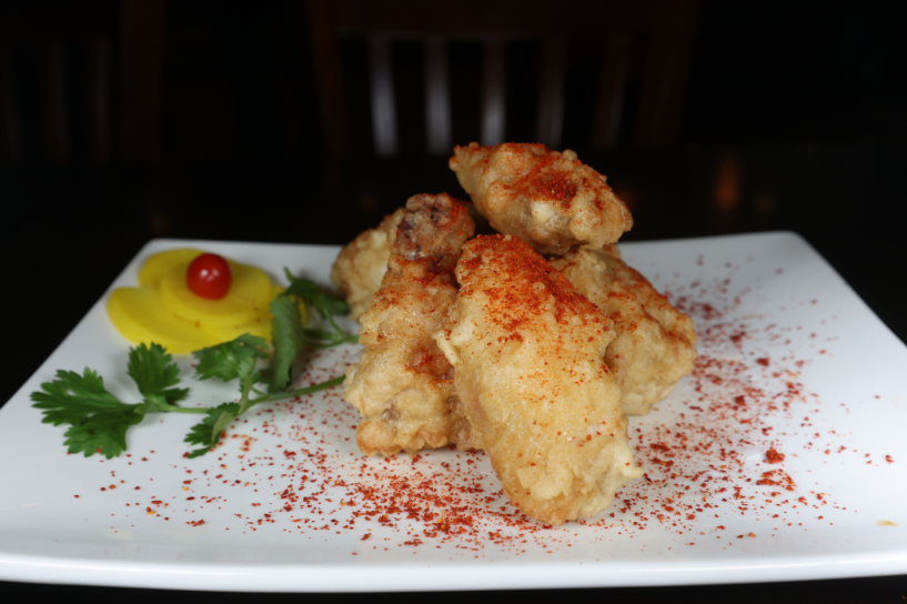 spicy crispy wings (6 pcs.) <img title='Spicy & Hot' align='absmiddle' src='/css/spicy.png' />