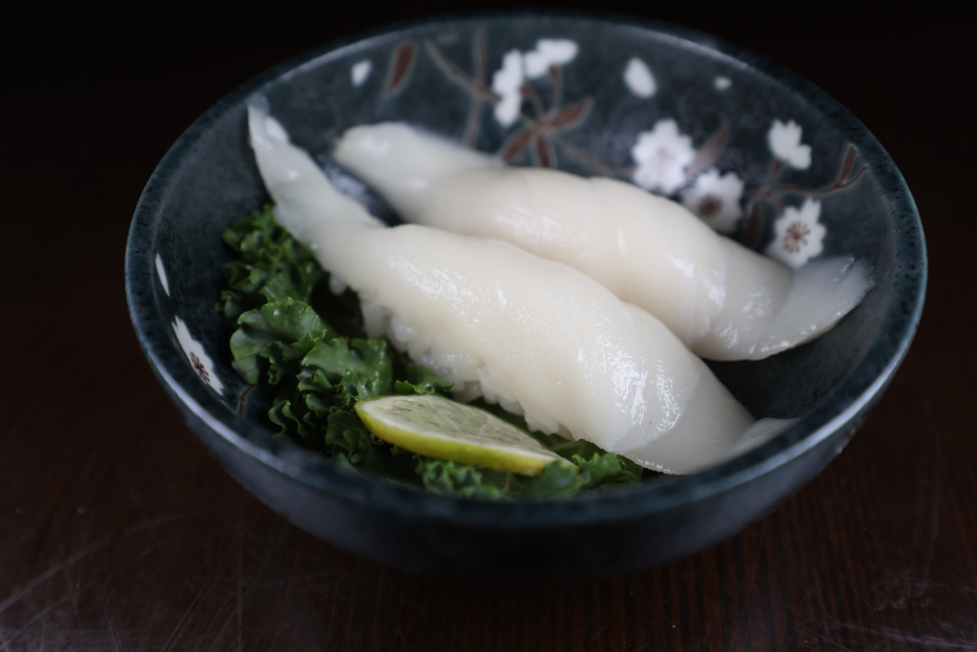 white tuna sushi <img title='Consumption of raw or under cooked' src='/css/raw.png' />